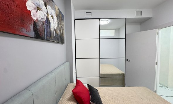 Resale - Apartment -
Torrevieja - Estacion De Autobuses