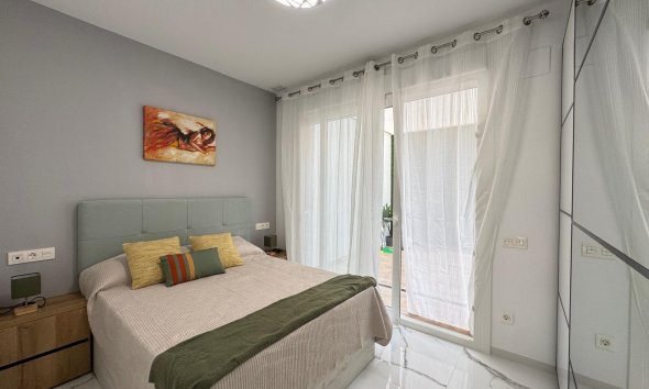 Resale - Apartment -
Torrevieja - Estacion De Autobuses