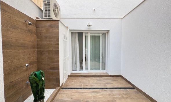 Resale - Apartment -
Torrevieja - Estacion De Autobuses