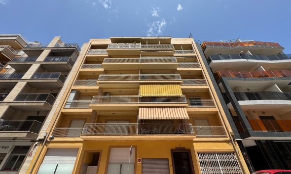 Resale - Apartment -
Torrevieja - Estacion De Autobuses