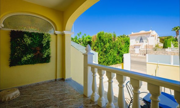 Resale - Town House -
Orihuela Costa - Las Filipinas