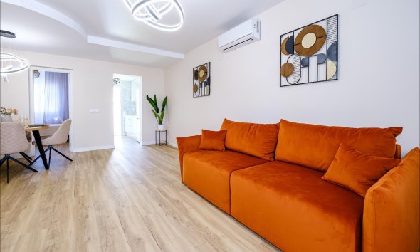 Resale - Town House -
Orihuela Costa - Las Filipinas