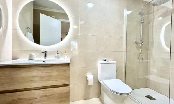 Resale - Apartment -
Villamartin - Costa Blanca