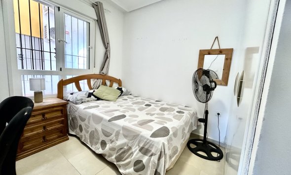Resale - Apartment -
Villamartin - Costa Blanca