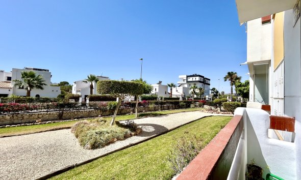 Resale - Apartment -
Villamartin - Costa Blanca