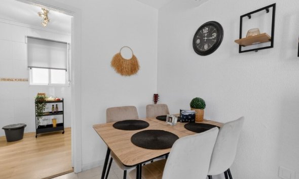 Resale - Apartment Penthouse -
Torrevieja - Jardin del Mar