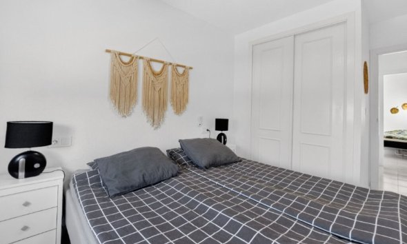 Resale - Apartment Penthouse -
Torrevieja - Jardin del Mar
