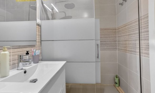 Resale - Apartment Penthouse -
Torrevieja - Jardin del Mar