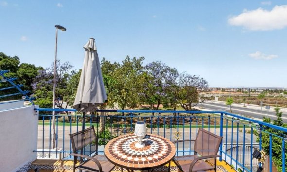 Resale - Apartment Penthouse -
Torrevieja - Jardin del Mar