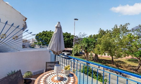 Resale - Apartment Penthouse -
Torrevieja - Jardin del Mar