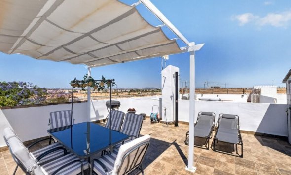 Resale - Apartment Penthouse -
Torrevieja - Jardin del Mar