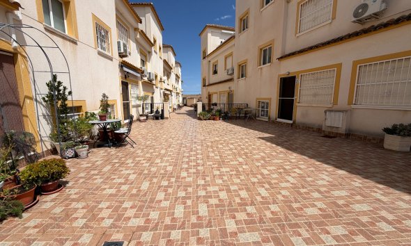 Resale - Town House -
Torremendo - Costa Blanca