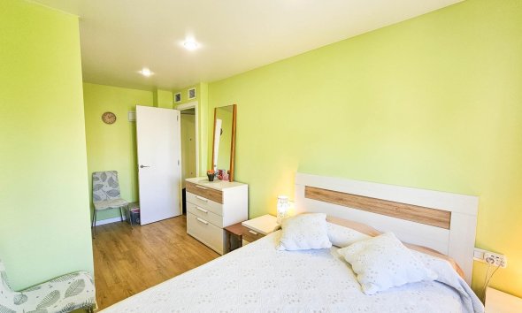 Resale - Apartment -
Torrevieja - Playa del Cura