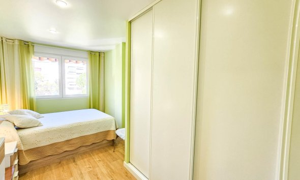Resale - Apartment -
Torrevieja - Playa del Cura