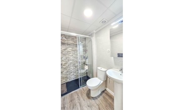 Resale - Apartment -
Torrevieja - Playa del Cura