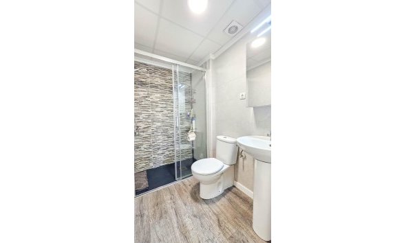 Resale - Apartment -
Torrevieja - Playa del Cura