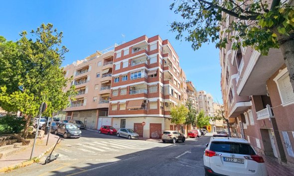 Resale - Apartment -
Torrevieja - Playa del Cura