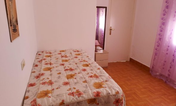 Resale - Bungalow -
Torrevieja - Los Balcones - Los Altos del Edén
