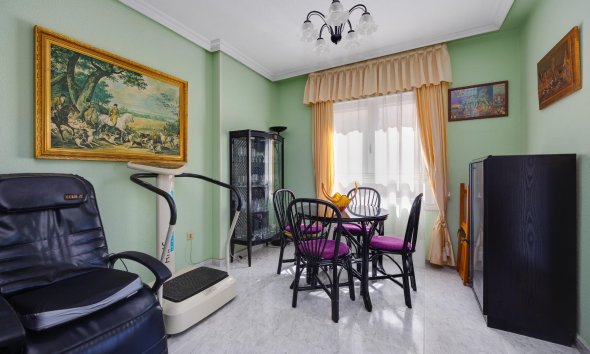 Resale - Apartment -
Torrevieja - Antonio Machado