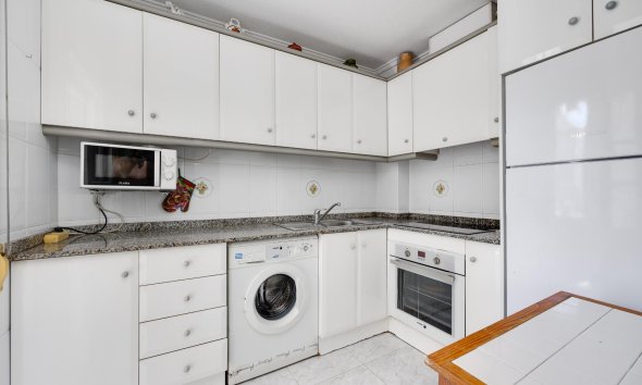 Resale - Apartment -
Torrevieja - Antonio Machado