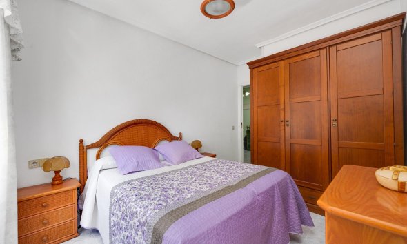Resale - Apartment -
Torrevieja - Antonio Machado