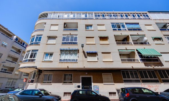 Resale - Apartment -
Torrevieja - Antonio Machado