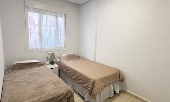 Revente - Apartment -
Orihuela Costa - Costa Blanca