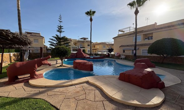 Revente - Apartment -
Orihuela Costa - Costa Blanca