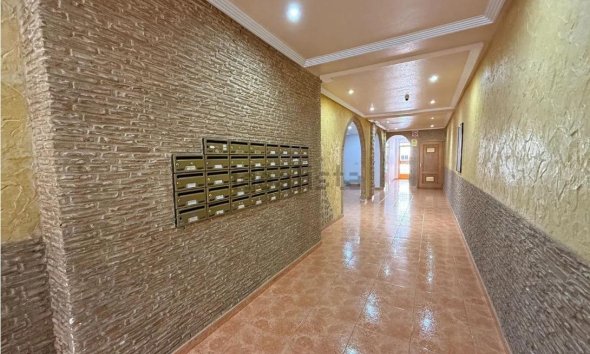 Resale - Penthouse -
Torrevieja - El Molino