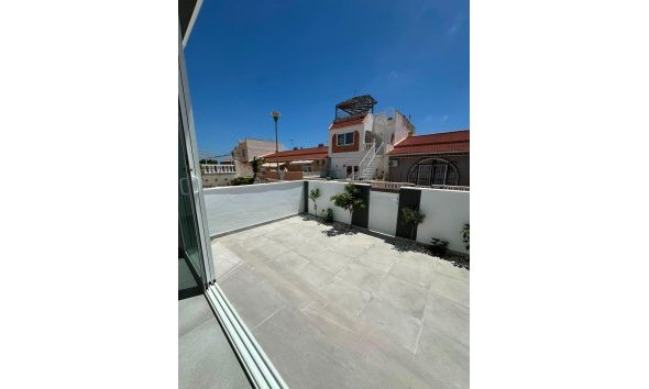 Revente - Bungalow -
Torrevieja - La Siesta - El Salado - Torreta