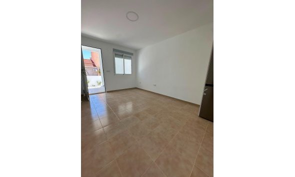 Revente - Bungalow -
Torrevieja - La Siesta - El Salado - Torreta