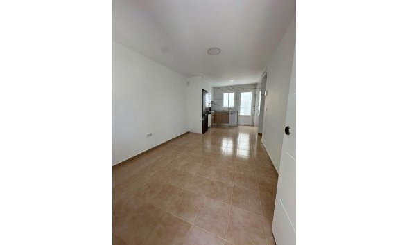 Revente - Bungalow -
Torrevieja - La Siesta - El Salado - Torreta