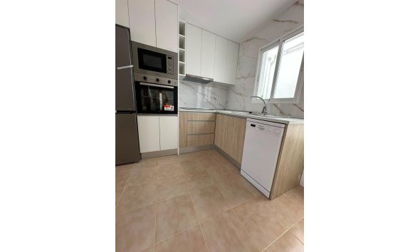 Revente - Bungalow -
Torrevieja - La Siesta - El Salado - Torreta