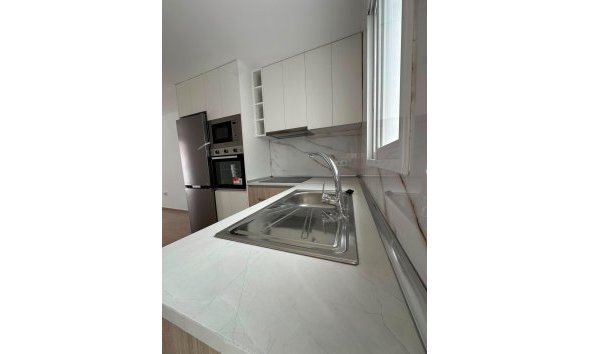 Revente - Bungalow -
Torrevieja - La Siesta - El Salado - Torreta