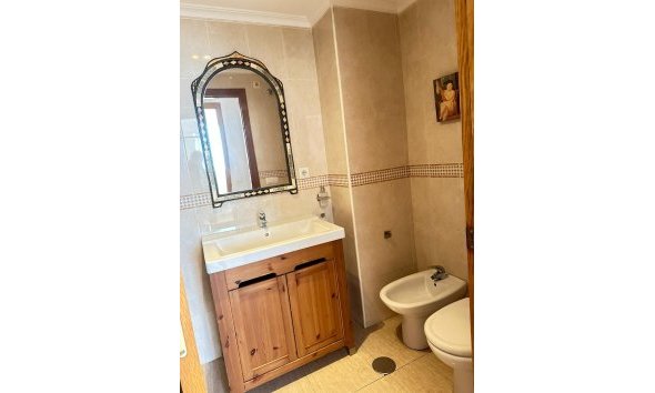 Resale - Apartment -
Torrevieja - Centro