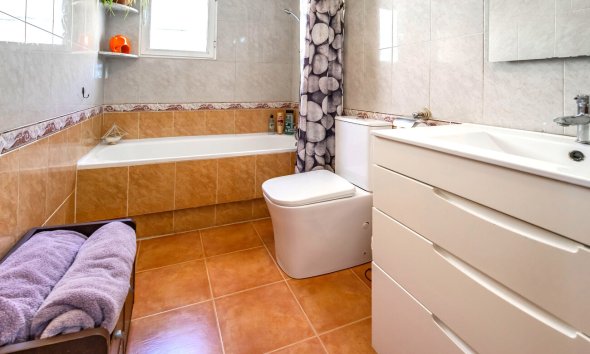 Revente - Semi Detached -
Los Altos - Res Valle de los pinos