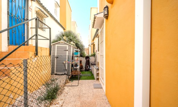Revente - Semi Detached -
Los Altos - Res Valle de los pinos