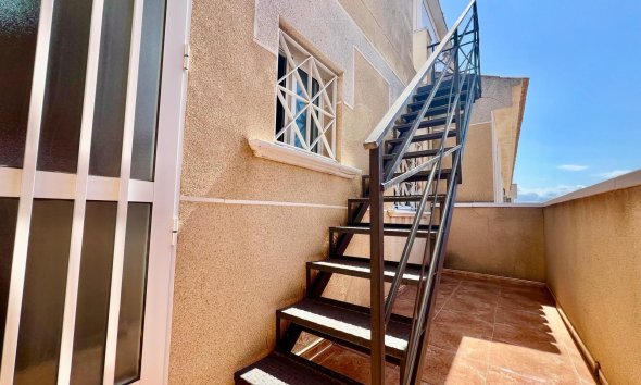 Revente - Bungalow -
Torrevieja - Centro