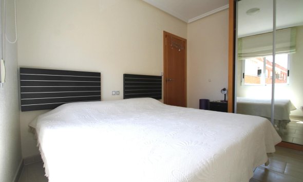 Revente - Apartment -
Torrevieja - El Molino