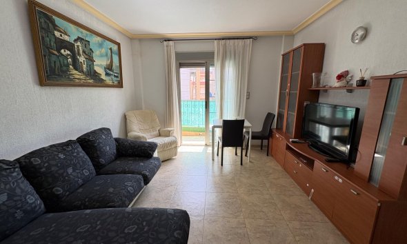 Revente - Apartment -
Torrevieja - La Mata