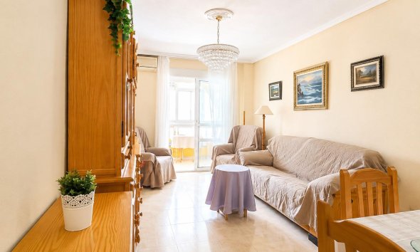Revente - Apartment -
Torrevieja - Habaneras