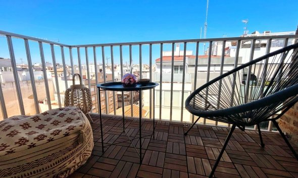 Revente - Attique -
Torrevieja - Centro