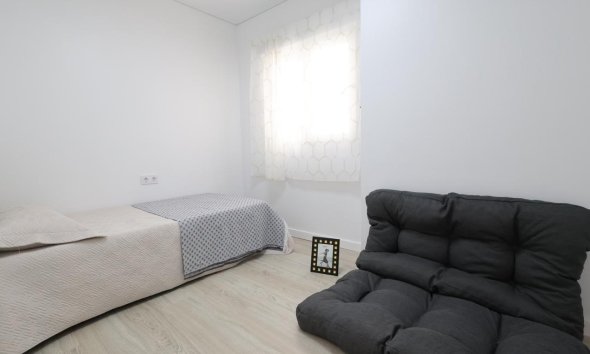 Revente - Apartment -
Torrevieja - Costa Blanca