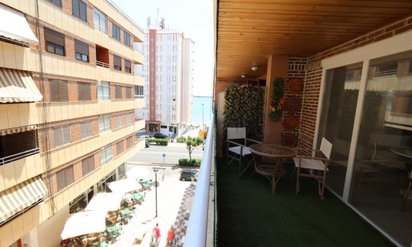 Revente - Apartment -
Torrevieja - Costa Blanca