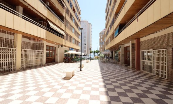 Revente - Apartment -
Torrevieja - Costa Blanca
