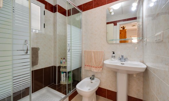 Revente - Bungalow -
Torrevieja - Costa Blanca