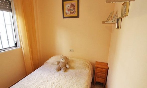 Revente - Bungalow -
Guardamar del Segura - 03140