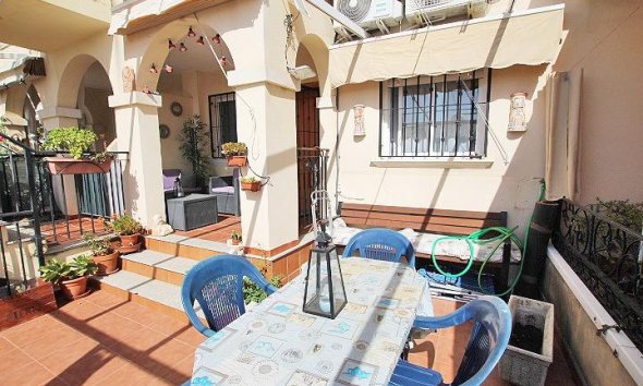 Revente - Bungalow -
Guardamar del Segura - 03140