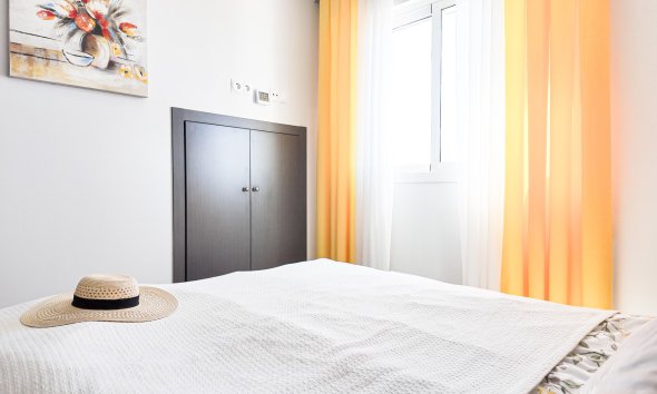 Revente - Apartment -
Orihuela Costa - Costa Blanca