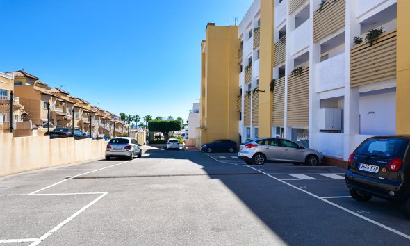 Revente - Apartment -
Orihuela Costa - Costa Blanca